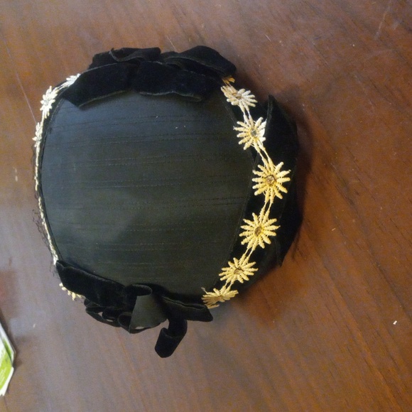 Antique women's hat - Picture 4 of 4